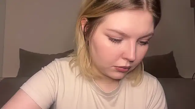 Ophelia Ritz online show from 7, 3, 2026