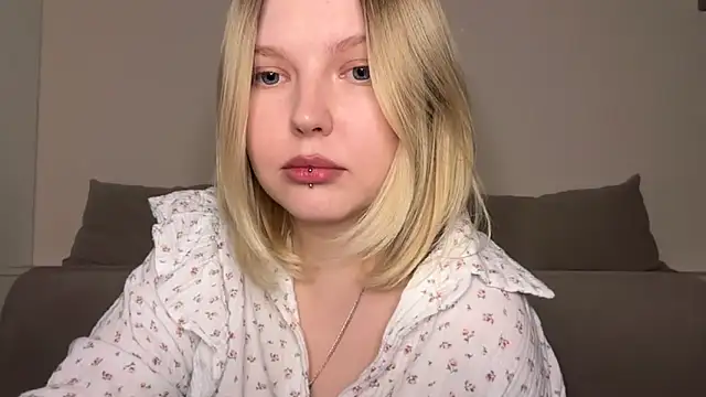 Ophelia Ritz online show from 13, 4, 2026