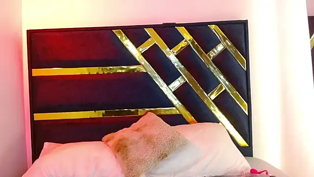 Iris bloom69 online show from 9, 3, 2026