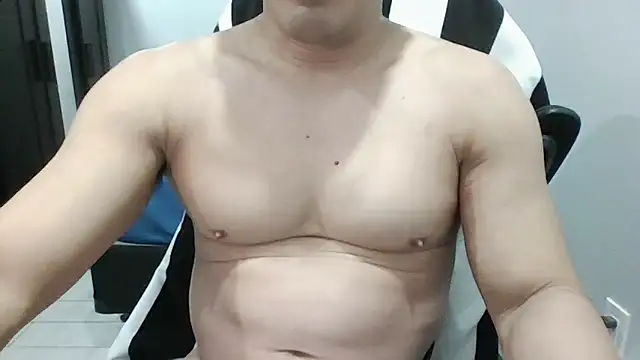 Snapshot of kinky_tony12345 chatting on 10, 2, 2026 kinky tony12345 online show from 10, 2, 2026