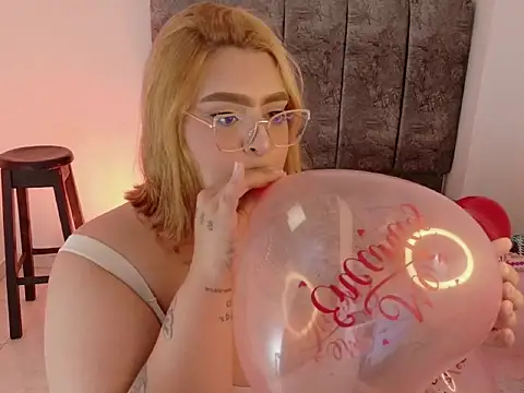 Snapshot of missevans chatting on 4, 2, 2026 missevans online show from 4, 2, 2026