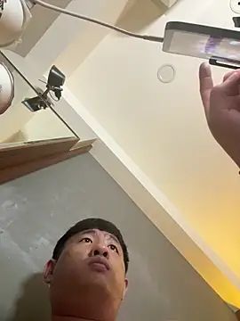 sexslave yuan online show from 17, 4, 2026