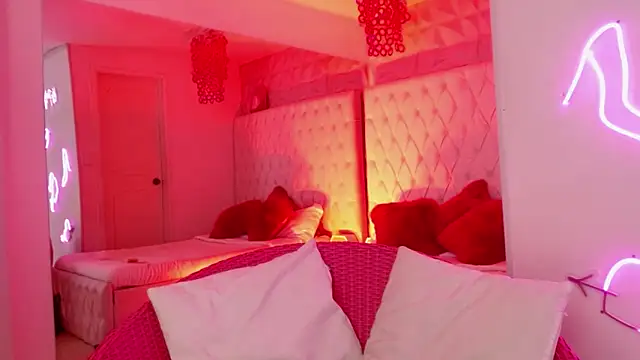 Kitty madness online show from 6, 4, 2026