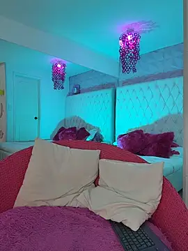 Kitty madness online show from 26, 3, 2026