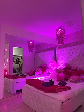 Snapshot of Kitty_madness chatting on 9, 2, 2026 Kitty madness online show from 9, 2, 2026