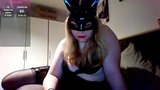 Snapshot of Alina23Velvet chatting on 14, 2, 2026 Alina23Velvet online show from 14, 2, 2026