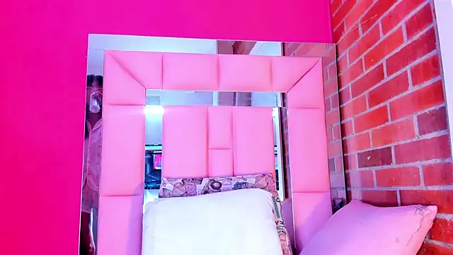 Snapshot of Baby_doll_XOXO chatting on 25, 2, 2026 Baby doll XOXO online show from 25, 2, 2026