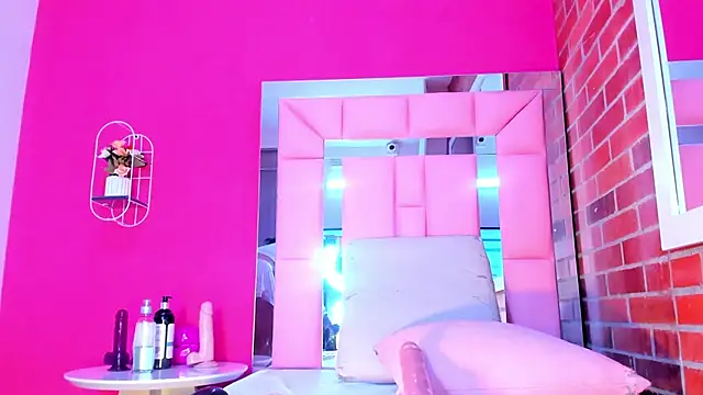 Snapshot of Baby_doll_XOXO chatting on 5, 2, 2026 Baby doll XOXO online show from 5, 2, 2026