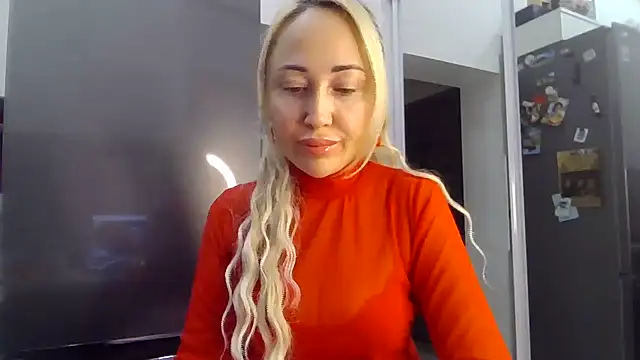 NanaGold2992 online show from 8, 2, 2026