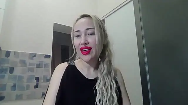 NanaGold2992 online show from 26, 2, 2026