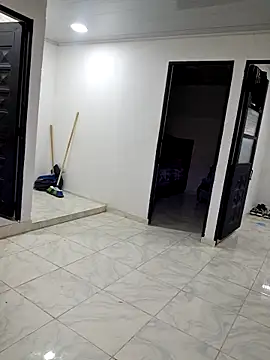 Cris18sexy online show from 8, 4, 2026