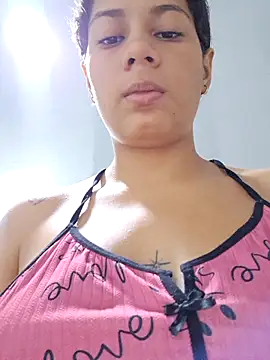 Cris18sexy online show from 8, 5, 2026