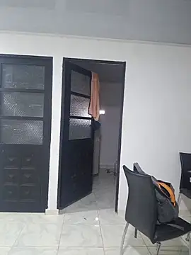 Cris18sexy online show from 20, 5, 2026