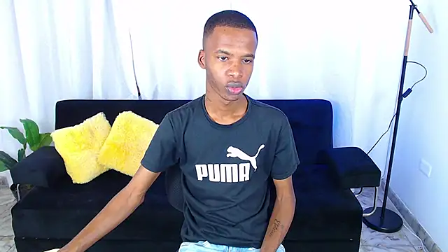 Snapshot of gusy_18 chatting on 2, 2, 2026 gusy 18 online show from 2, 2, 2026