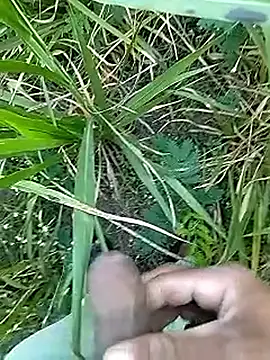 Cute Boy 4 online show from 14, 4, 2026