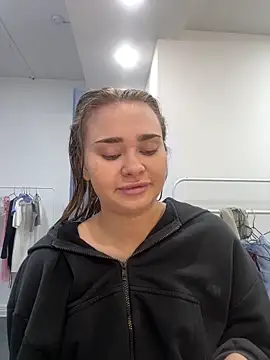 MonicaWestt online show from 15, 2, 2026