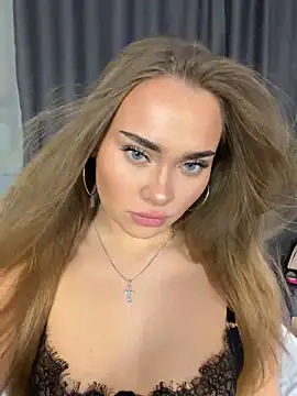 MonicaWestt online show from 21, 5, 2026