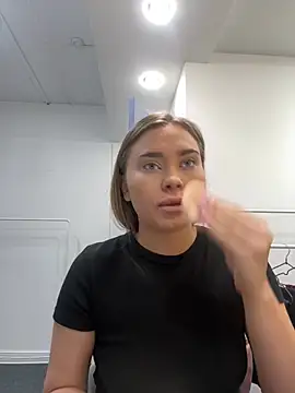 MonicaWestt online show from 12, 2, 2026