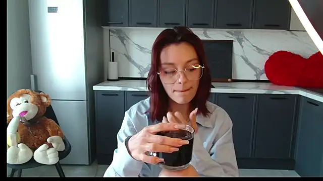 Eva Avea online show from 25, 3, 2026