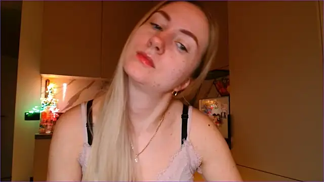 BluueSilk online show from 18, 2, 2026