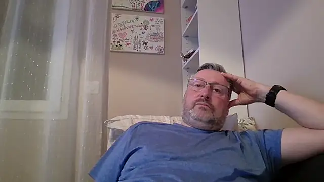 doudou310 online show from 23, 3, 2026