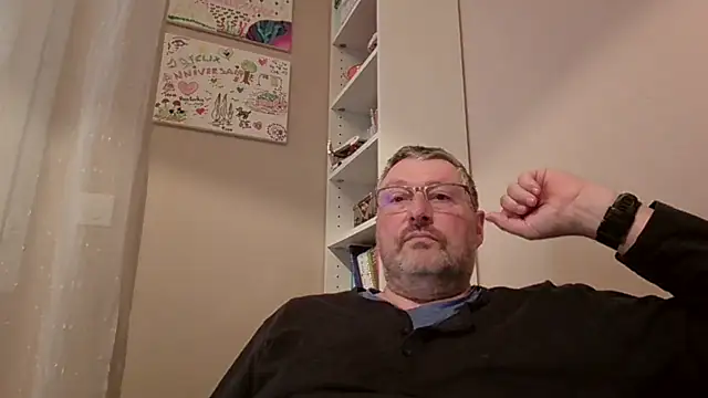 doudou310 online show from 13, 2, 2026