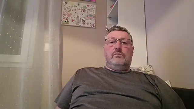 doudou310 online show from 2, 4, 2026