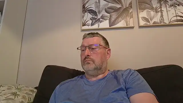 doudou310 online show from 17, 3, 2026