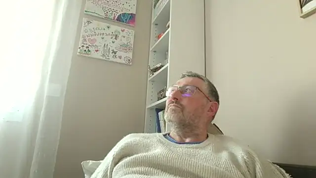 doudou310 online show from 22, 3, 2026