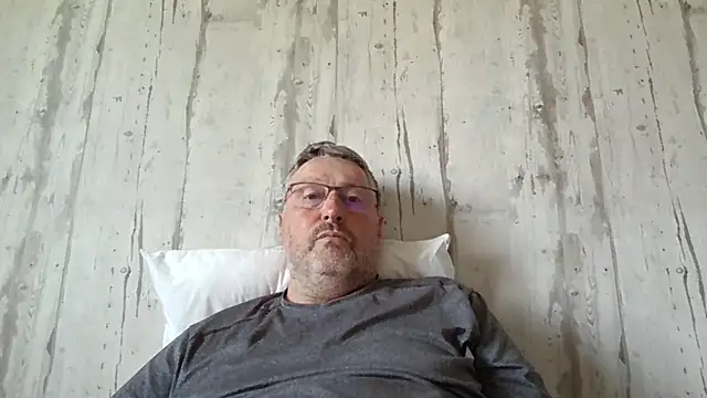 doudou310 online show from 4, 4, 2026