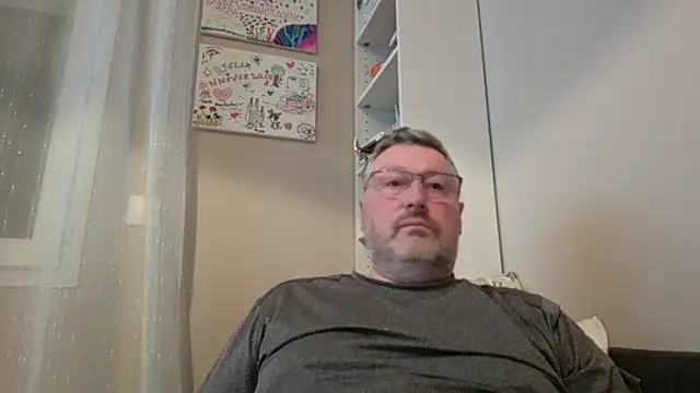 doudou310 online show from 1, 4, 2026