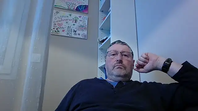 doudou310 online show from 16, 2, 2026