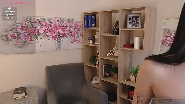 Noiry Vuvez online show from 14, 3, 2026