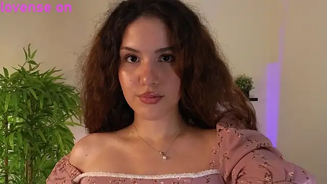 Lili Torin online show from 27, 6, 2026