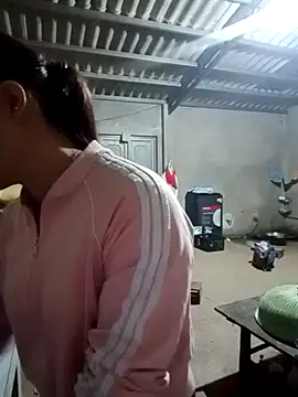 l kiss online show from 3, 3, 2026