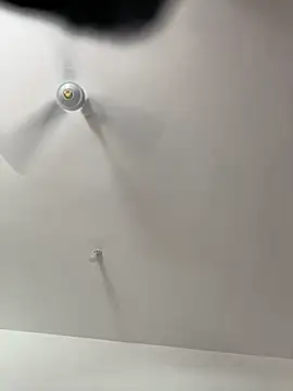 Snapshot of SluttyEll chatting on 15, 2, 2026 SluttyEll online show from 15, 2, 2026