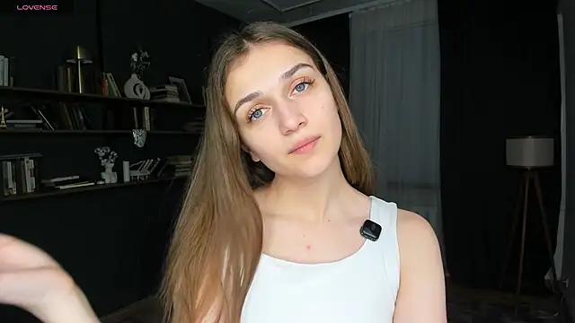 JuliannaLeiding online show from 3, 4, 2026