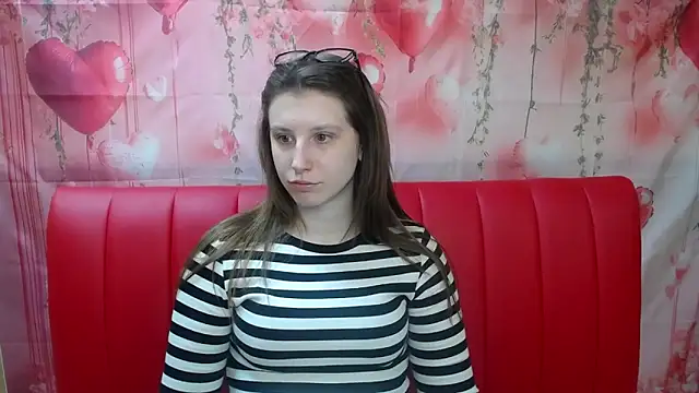 LilianaShine online show from 6, 5, 2026