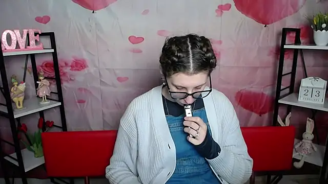 LilianaShine online show from 23, 2, 2026