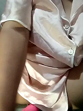 NANA x007 online show from 8, 2, 2026