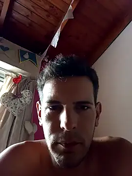 AmorSobra online show from 3, 3, 2026