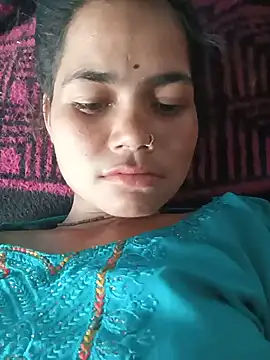 Snapshot of Sunali_Bendre chatting on 10, 6, 2026 Sunali Bendre online show from 10, 6, 2026