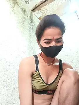 Snapshot of Sunali_Bendre chatting on 28, 2, 2026 Sunali Bendre online show from 28, 2, 2026