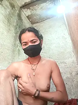 Snapshot of Sunali_Bendre chatting on 14, 2, 2026 Sunali Bendre online show from 14, 2, 2026