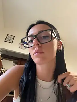 Snapshot of alibi_room chatting on 17, 7, 2026 alibi room online show from 17, 7, 2026