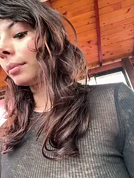 Isalove99 online show from 11, 4, 2026