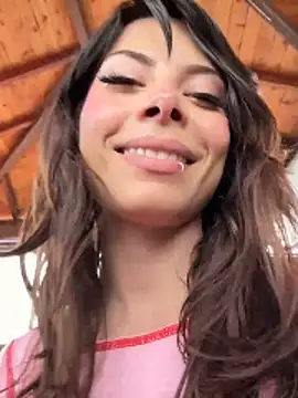 Isalove99 online show from 18, 5, 2026