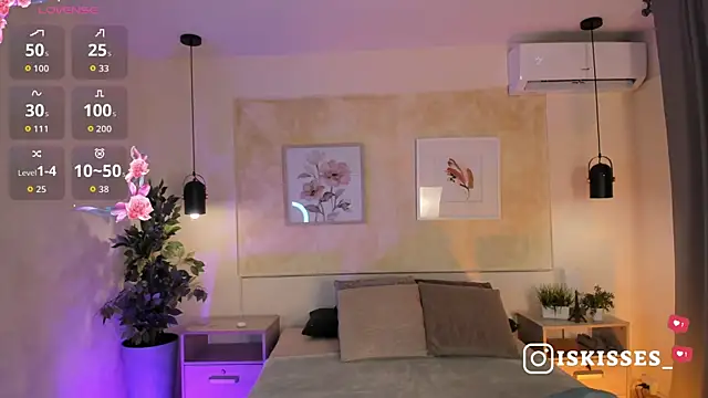 IsabellaSweet   online show from 22, 5, 2026