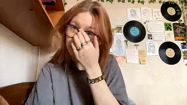 LaureenVielma online show from 5, 4, 2026