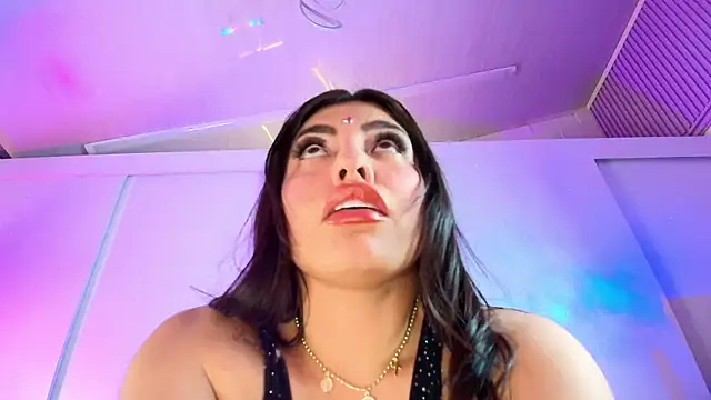 NaomiAmazing01 online show from 13, 5, 2026
